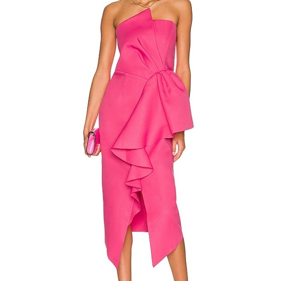 Elliatt Dresses & Skirts - Elliat Reception Dress in Fuchsia SIZE M